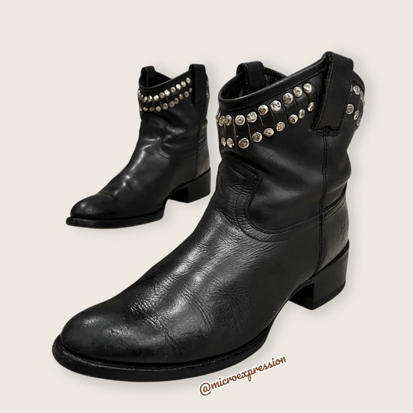 RARE Frye Diana Vintage Distressed Black Leather Stud Pull-On Cowgirl Ankle Boot - Picture 15 of 16
